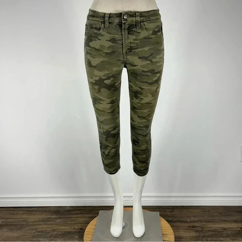 GAP True Skinny High Rise Camouflage Jeans Green Camo Size 27 / 4